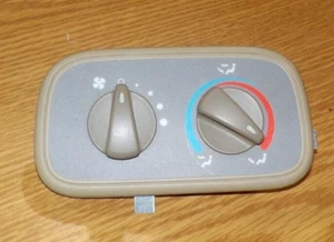 2000 Ford Windstar Rear Roof Mounted A/C Climate Control Unit - Picture 1 of 4