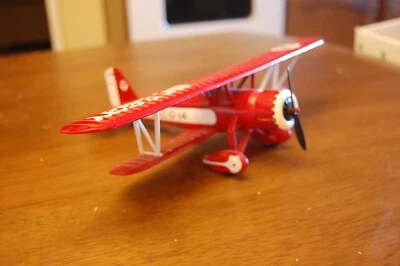 Banco de monedas biplano modelo Texaco juguete ERTL rojo fundido a presión 1931 Stearman NC563Y Foto 1 de 4