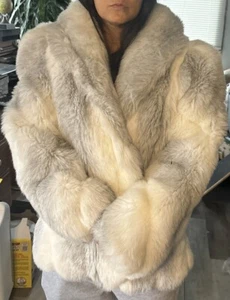 EUC RARE Vintage Jordache Faux Fur Silver Fox Coat White Gray. USA - Picture 1 of 6