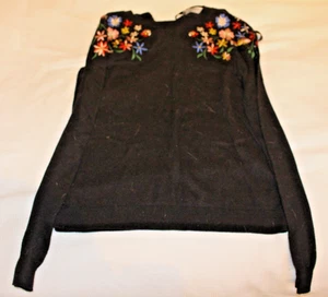 Oasis Black Jumper Embroidered Floral Black Top/Sweater Size XS - Picture 1 of 4
