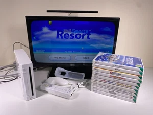Nintendo Wii White Console Bundle Controllers Wii Sports Game Tested Working VGC - Picture 1 of 9