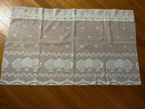 1 Curtain 35 1/2 With Tree Design  - Picture 1 of 2