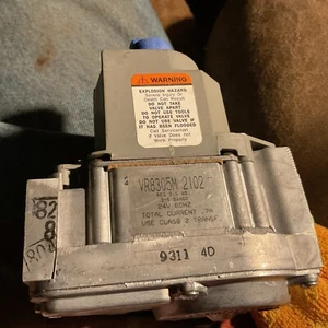 Honeywell Vr8305M2102 Brandneu PREIS VORSCHLAGEN EINER IM VERKAUF HABE 17 zu verkaufen BRANDNEU - Bild 1 von 7