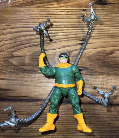 Marvel Legends Doc Ock Doctor Octopus From SPdr BAF Wave Articulated Tentacles Cover