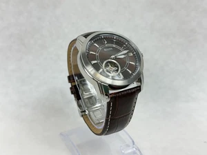 Bulova Classic Automatic Men's Wristwatch - Model: C860929 (141256275) - Picture 1 of 7