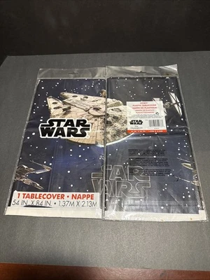 Mantel de plástico Disney Star Wars 54 pulgadas x 84 pulgadas - Halcón Milenario - CANTIDAD 2 Foto 1 de 3