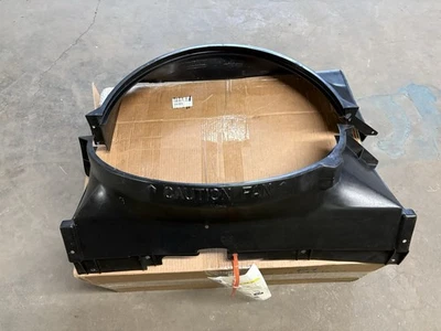 Cubierta de ventilador Monte Carlo El Camino Malibu 1981-88 NOS V8  Foto 1 de 4