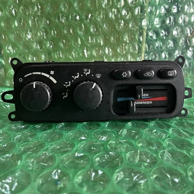 Dodge Ram 1500 2500 2002-2005 doble zona calefacción aire acondicionado control de clima OEM 55056323AC Foto 1 de 4