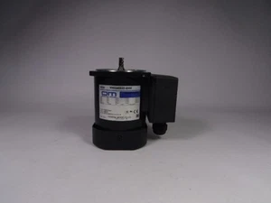 Oriental Motor 1/12HP 200/220/230VAC 3Ph 0.46A 60Hz  USED - Picture 1 of 4