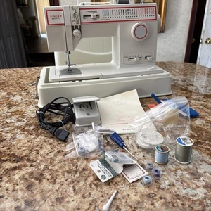 Singer 4552 Merritt Sewing Machine with Foot Pedal, Portable Case Guaranty L@@K - Picture 1 of 19