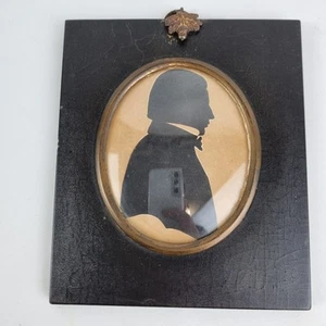 Antique 19thC Cut Silhouette Portrait Miniature Of A Gentleman - Picture 1 of 11