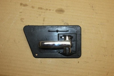 Cadillac Catera 1997-2001 manija de puerta interior del lado del conductor delantero - 90566891 Foto 1 de 2
