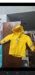 Neue Zwölf Monate Regenjacke von Target Artikel 207 - Bild 1 von 1