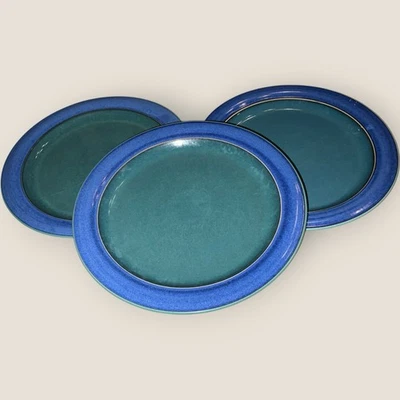 Denby Metz 3x Dinner Plates 10.5” Green With Blue Rim Vintage 1990s - Image 1 of 4