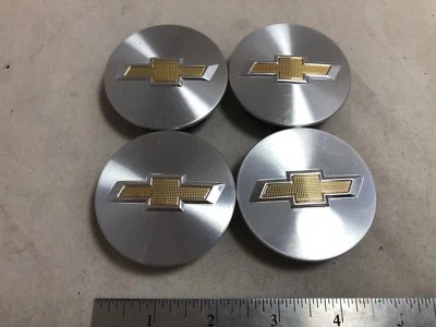 Juego de CUATRO CHEVY Chevrolet Impala Malibu Cruz HHR Tapacubos Tapacubos 9594156 Foto 1 de 4