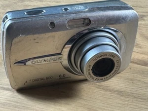 Olympus Mju 800 Digital Camera 8MP 3x Zoom 2.5" LCD – Working - Picture 1 of 10