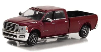 RAM 3500 Pick up - 2022 - darkredmetallic - Greenlight 1:64 - Photo 1/4