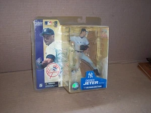 2003 McFarlane Sportspicks Derek Jeter action figure New in Package - Picture 1 of 2