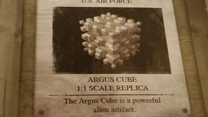 1 SUPER 8 Película Argus Cubo Tamaño Completo Utilería Réplica Quantum Mechanix Qmx JJ Abrams - Imagen 1 de 1