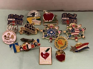 Lehrer Pin Konvolut Äpfel, Schüler, Lehrer, Kinder - Bild 1 von 7