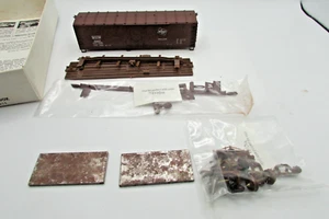HO Scale Walthers 932-3211 40' Plug Door Box Car Milwaukee WAL4873 - Bild 1 von 4