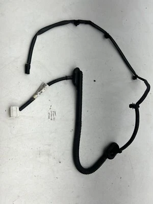 Arnés de cables para puerta trasera izquierda Nissan NV 1500-3500 2012-2019 FABRICANTE DE EQUIPOS ORIGINALES. Foto 1 de 4