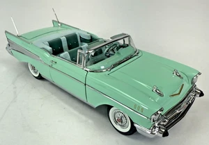 Danbury Mint 1957 Surf Green Chevrolet Bel Air Convertible Limited Edition 1:24 - Picture 1 of 15