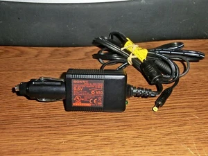 Genuine Sony DCC-FX110 AC Power Adapter 9.5V 2.0A for Portable DVD Player - Picture 1 of 1