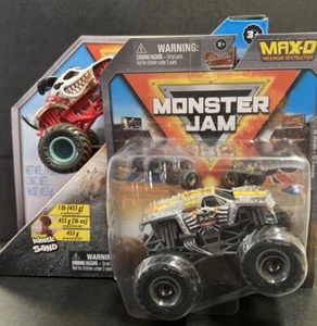 Monster Jam Lot Max D & Monster Mutt Dalmatiner Dirt mit Kinetic Sand NEU - Bild 1 von 6