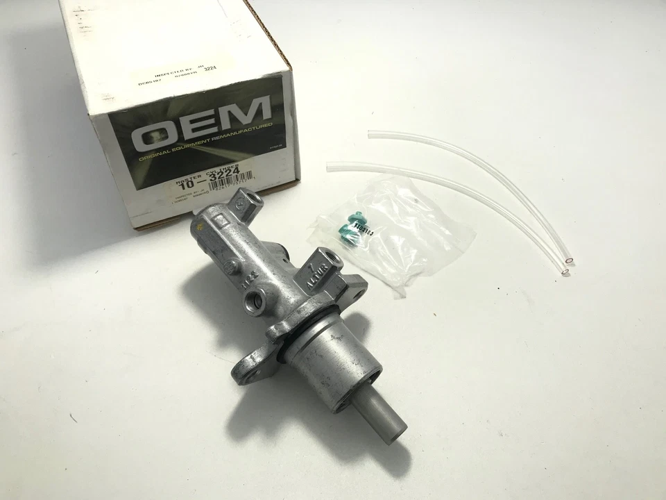 Cilindro maestro de freno OEM 10-3224 Reman para Chrysler 300, Dodge Charger, Magnum Foto 1 de 4