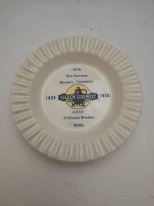 Posacenere ceramica pubblicitario Golden Guernsey Milk WI Breeders Convention 1975 - Foto 1 di 1