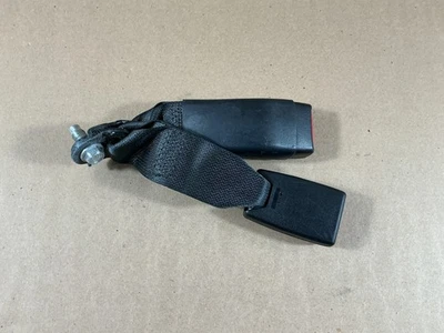 Оригинальная пряжка заднего правого центрального ремня безопасности для Nissan Maxima 2016-2019 годов выпуска 888424RA8A - Изображение 1 из 4