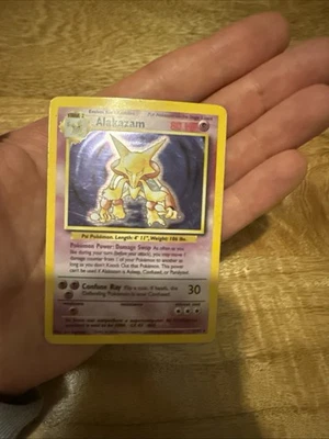 Pokémon TCG Alakazam Base Set 1/102 Holo Unlimited Holo Rare - Image 1 of 2