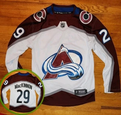 Camisa masculina de hóquei *UAU* Fanatics COLORADO AVALANCHE MACKINNON XS nhl - Imagem 1 de 4