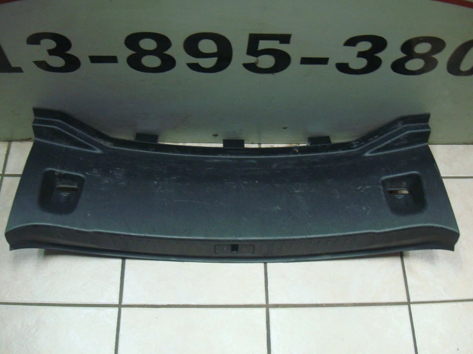 2013-2016 CHEVROLET MALIBU REAR TRUNK REAR BODY TRIM PANEL OEM 23145751 Foto 1 de 4