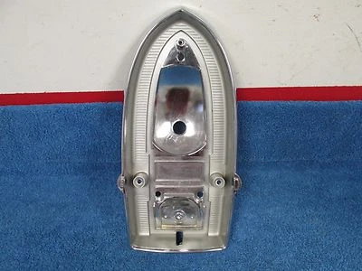 1960 AMC RAMBLER AMBASSADOR 尾灯房 NOS AMC 1215 — 第 1/4 张图片