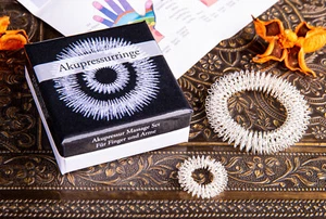 BERK Massage Set: AKUPRESSUR RINGE Armband + Ring REFLEXZONEN Handgelenk Finger - Bild 1 von 2