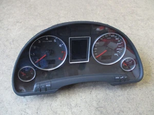 Strumentazione FIS Tachimetro A4 B7 8E 3.2 V6 8E0920931Q BOSCH - NESSUN ERRORE PIXEL - Foto 1 di 8