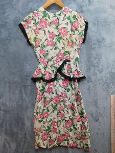 Vintage Floral Rose Dress Womens Small Pink Peplum Lace 40s Cap Sleeve Keyhole - Picture 1 of 11