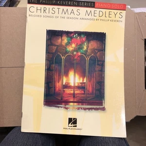 Christmas Medleys - advanced Piano solos - Phillip Keveren series - Picture 1 of 3