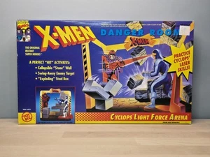 Cyclops Light Force Arena X-Men Danger Room Marvel Comics Toybiz Nuevo en caja - Imagen 1 de 5