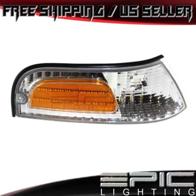 1998-2008 FORD CROWN VICTORIA Corner Park Turn Signal Light - Right Passenger RH - Image 1 of 2