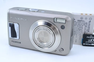 *Mint* Fujifilm FinePix F31fd Silver 6.3MP Zoom Compact Digital Camera From JPN - Image 1 of 4