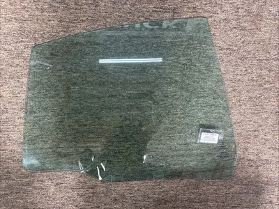 Cristal ventana trasera derecha Pontiac Bonneville 2000-2005 Foto 1 de 2