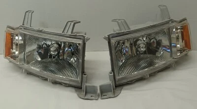 Par de montaje de faros izquierdo y derecho Toyota Scion 2004-06 Foto 1 de 4