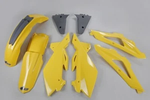 2006 HUSQVARNA CR WR 250 300 5 PCS YELLOW PLASTIC KIT - Picture 1 of 1
