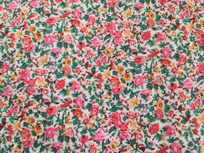 Vintage Cotton Fabric Tiny Pink Roses Florals Cottage Core / Country Roses / 3 Y - Image 1 of 4