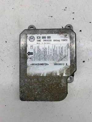 Skoda Octavia Mk1 (1U) 2004 Airbag Control Unit 1C0909601 DRA40778 - Image 1 of 3