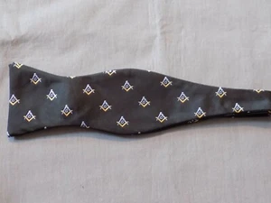 Masonic Square Compass Black Bowtie Tuxedo Formal Master Mason Fraternity NEW! - Picture 1 of 3