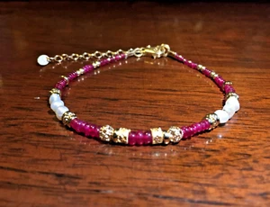 Natürliches Design Rubin & Perle Perlen Armband 18k vergoldet Handarbeit fein Geschenk - Bild 1 von 9